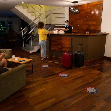 Central Bed & Breakfast Iquitos Exterior photo
