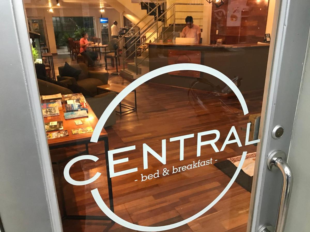 Central Bed & Breakfast Iquitos Exterior photo